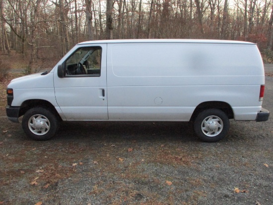 2013 FORD ECONLINE CARGO VAN-LOW MILES