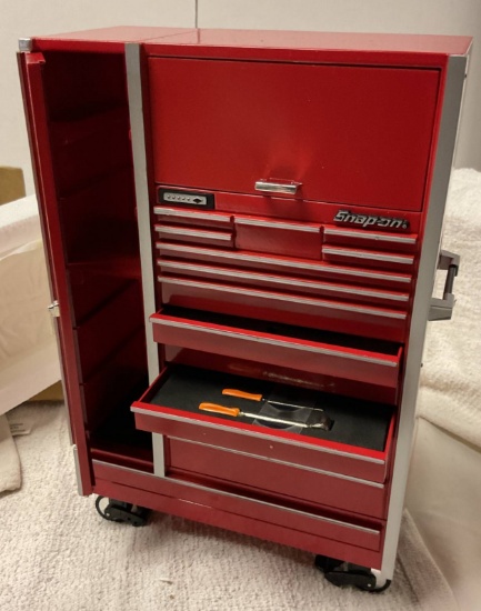 Snap-on KR7100C Miniature Rolling Tool Chest, Red