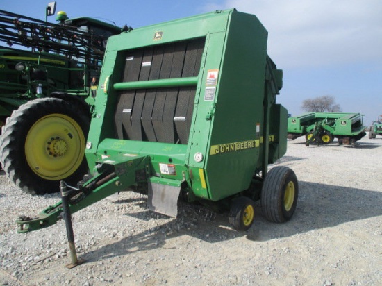 1502 566 JOHN DEERE RND BALER W/21 SPLINE 1000 PTO W/PLUS JOHN DEERE MON22292 BALES S/N:E0056X147127