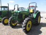 1630 5320 JOHN DEERE '03 2 POST MFD SYNC SHUTTLE 14.9X28 3926HRS S/N:LV5320S332336