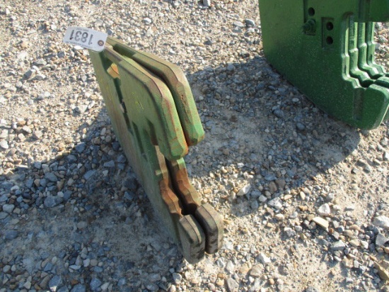 1831 2 JOHN DEERE FRONT WEIGHTS