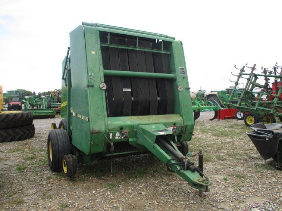 1595 535 JOHN DEERE RND BALER W/PTO 540 W/MON S/N:E00535X987318