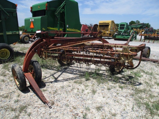 1950 256 NEW HOLLAND RAKE S/N:387828