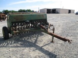 8272 8200 JOHN DEERE GRAIN DRILL