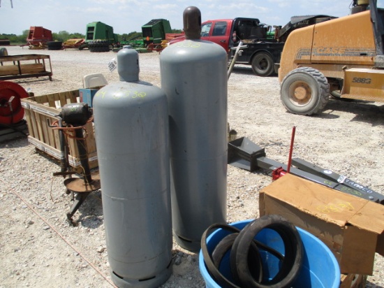 8532 2 PROPANE CYLINDERS