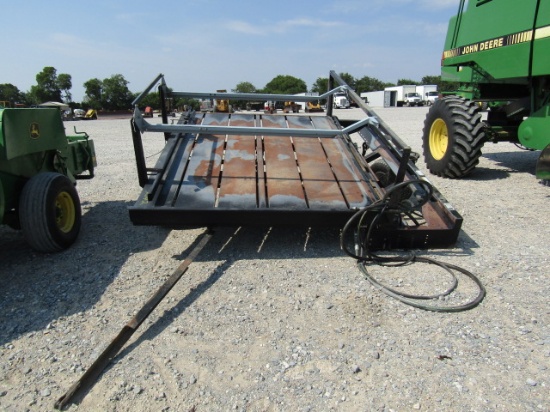 2042 SQUARE BALE ACCUMULATOR