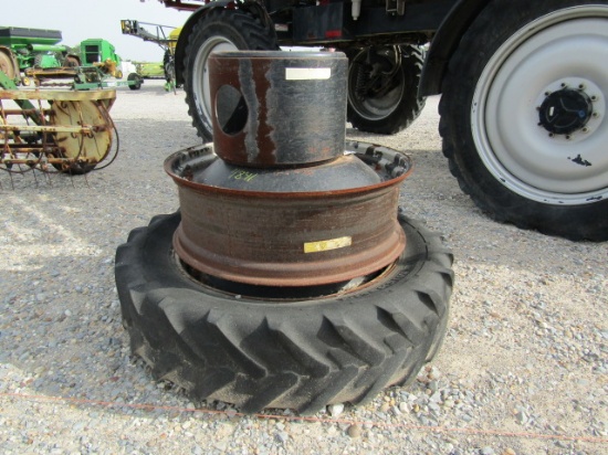 4841 CASE IH FRONT DUALS RIMS & 1 TIRE W/SPARE