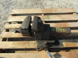 2040 TABLE SHOP VISE