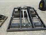 2050 HOELSCHER SQUARE BALE GRAPPLE FOR SKID STEER