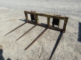 4880 QUICK ATTACH HAY FORK