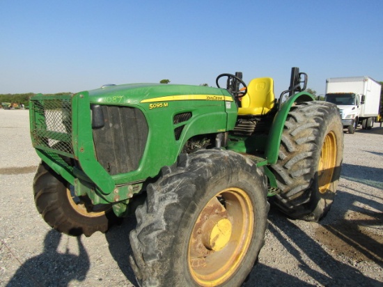 1087 5095M JOHN DEERE 2 POST MFD W/563 JOHN DEERE LOADER SALVAGE BAD ENGINE 18.4R30 S/N:LV5095M25...