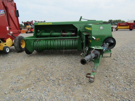 4958 348 JOHN DEERE SQ BALER W/540 PTO & HITCH S/N:1E00348THCC381104
