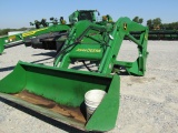1075 740 JOHN DEERE LOADER W/BRACKETS