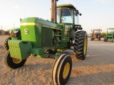 1100 4440 JOHN DEERE C/A 2WD QR 18.4X38 2705HRS