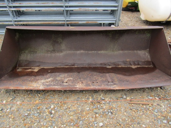 3138 JOHN DEERE LOADER BUCKET