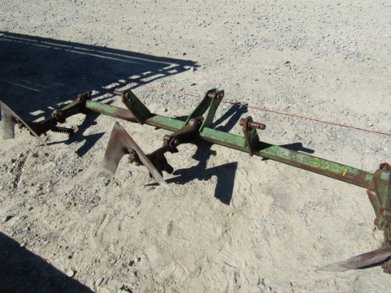 3224 3PT CHISEL PLOW