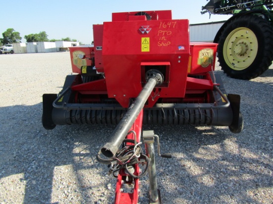1647 1840 MASSEY FERGUSON HESSTON INLINE SQUARE BALER W/540 PTO S/N:AGCM18400HHBS3375