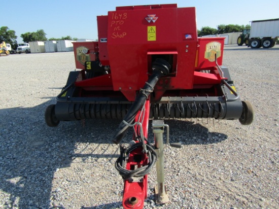 1648 1840 MASSEY FERGUSON HESSTON INLINE SQUARE BALER W/540 PTO S/N:AGCM18400HHBS3443