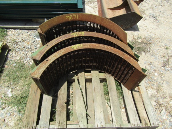 1686 JOHN DEERE WHEAT CONCAVES