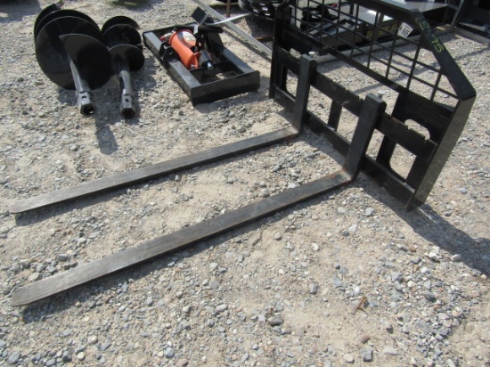 8495 Skid Steer Pallet Forks
