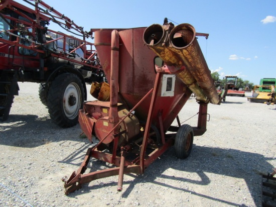8555 352 NEW HOLLAND GRINDER MIXER NO PTO
