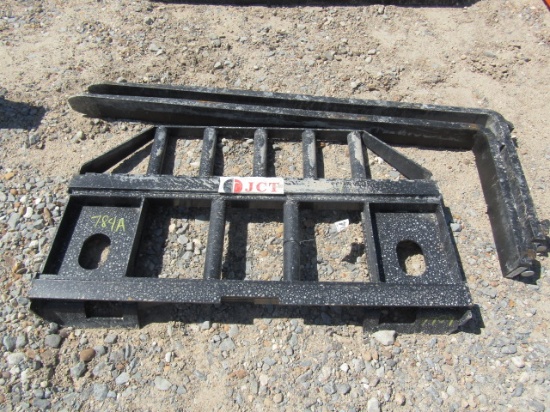 7704 JCT PALLET FORK
