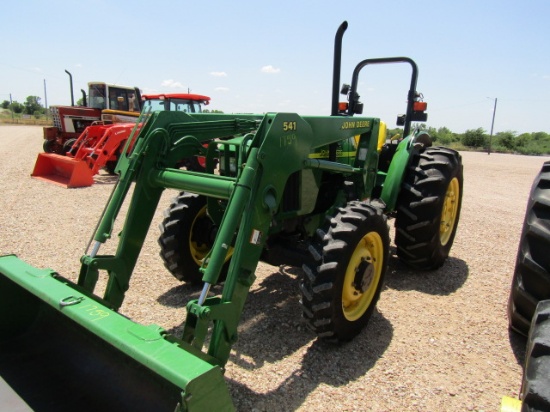 1759 5220 JOHN DEERE 2 POST SYNC SHUTTLE MFD W/541 JD LOADER 9.5X24 16.9X28 1451HRS 2002 MODEL 1451