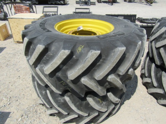 1812 John Deere Front Wheel W/Brkt 620/75r30 Tires