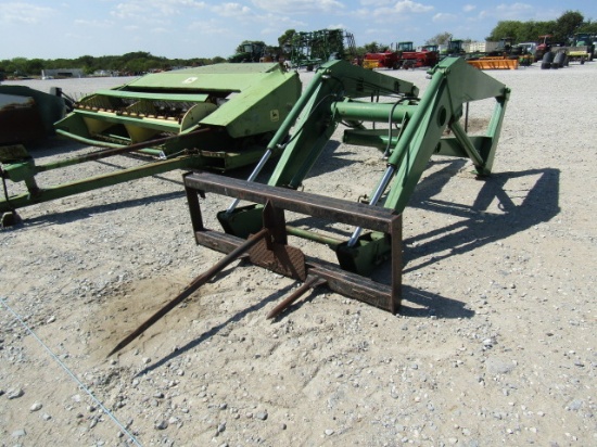 1822 ALLIED LOADER W/BRKTS & HAY FORK