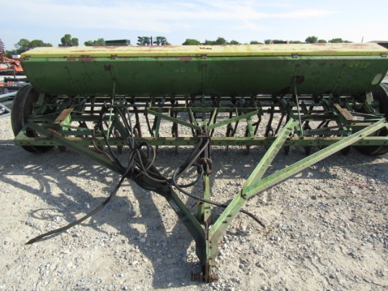 8458 JOHN DEERE GRAIN DRILL S/N:066100M