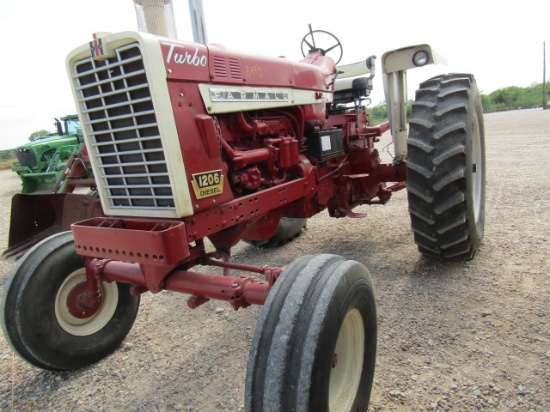 8493 1206 DIESEL FARMALL OPEN STATION 7276HRS SHOWING 1966 MODEL