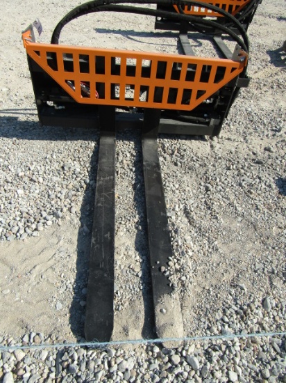 8761 LANDHONOR HYD PALLET FORKS S/N:HL-00432