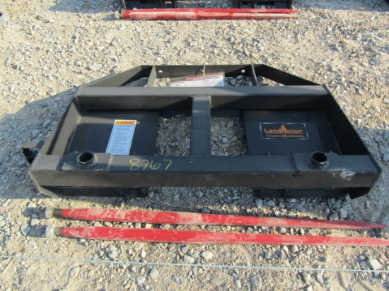 8767 LANDHONOR BALE SPEAR S/N:HL-00903