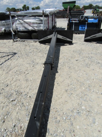 8944 GIYI SKID STEER BOOM POLE S/N:ZT-HYSSDB2607118