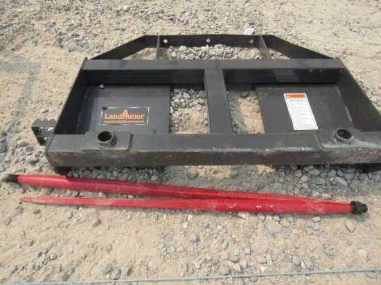 8608 LANDHONOR BALE FORKS S/N:HL-00481