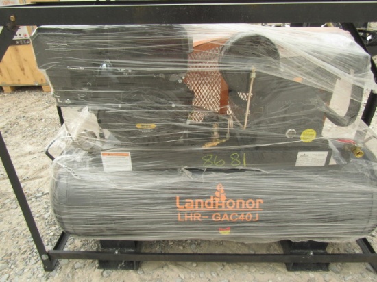 8681 LANDHONOR 40 GALLON AIR COMPRESSOR