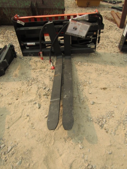 8843 WOLVERINE HYD PALLET FORKS S/N:ZW-00513