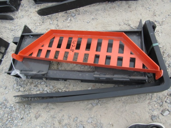 8845 WOLVERINE PALLET FORKS S/N:ZW-10535
