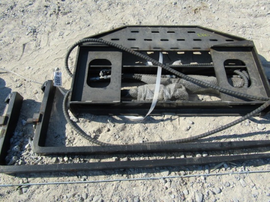 8907 GIYI HYD PALLET FORKS S/N:DCYHC2607408