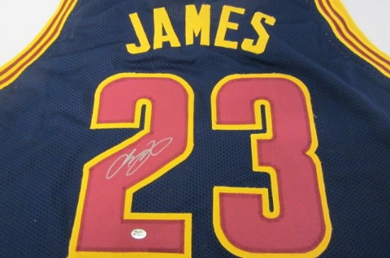 LeBron James Cleveland Cavaliers signed autographed jersey PAAS Coa