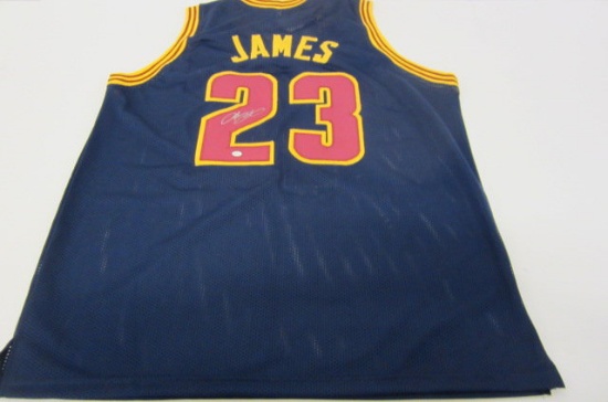 LeBron James Cleveland Cavaliers signed autographed jersey PAAS Coa