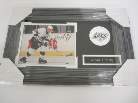 Wayne Gretzky Los Angeles Kings signed framed matted 8x10 PSAS COA