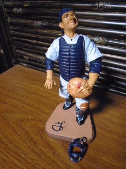 Yogi Berra Gartlan 4.5" Figurine