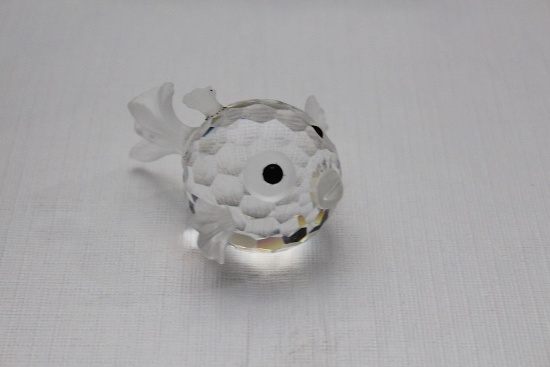 SWAROVSKI  BLOWFISH  LARGE  (MISSING BLACK FOAM IN PACKAGE)