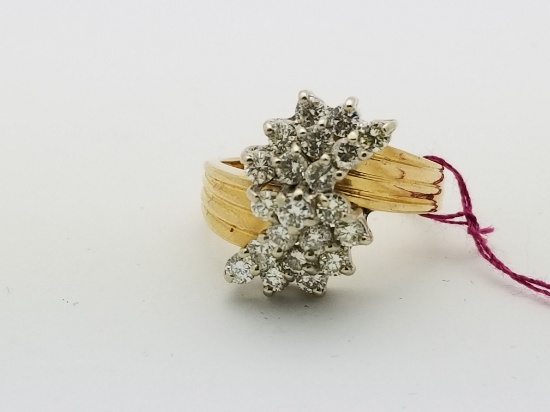 Women's 14k Yellow Gold Cluster Genuine Diamonds Ring w/ Box