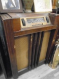 Antique wooden radio.