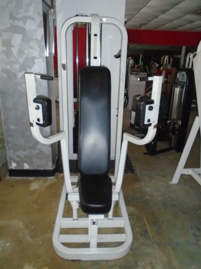 Maxicam Pec Deck exercise machine