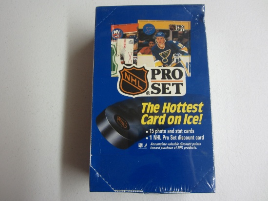 1990 Pro Set NHL Hockey Series 1 Sealed box 36 packs Jeremy Roenick RC Steve Yzerman Cam Neely