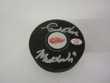 Gordie Howe Detroit Red Wings Signed Autographed Hockey Puck Certified CoA