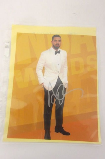 Drake Singer signed autographed 8x10 Photo Certified Coa